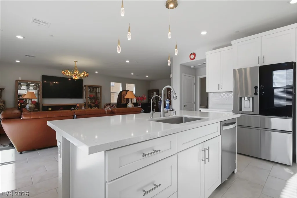 1144 Green Lovebird, Henderson, NV 89011