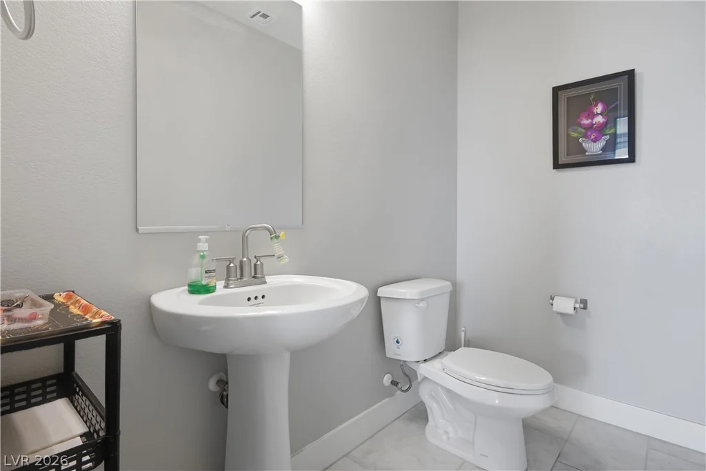 1144 Green Lovebird, Henderson, NV 89011