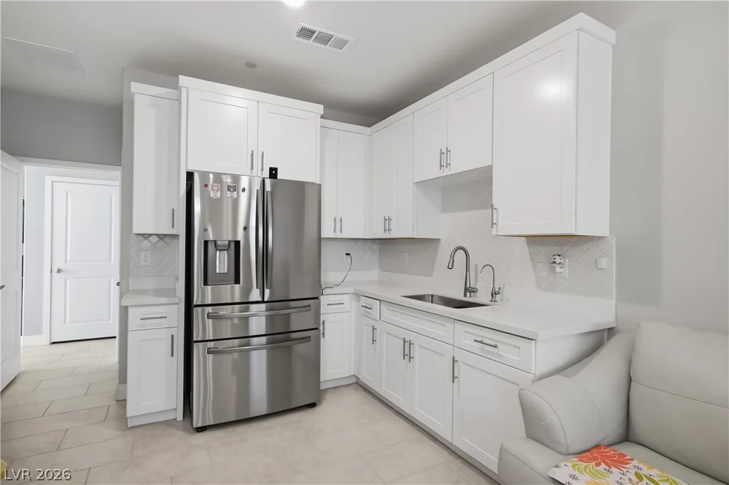 1144 Green Lovebird, Henderson, NV 89011