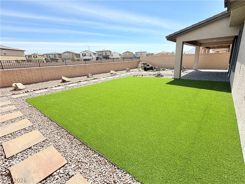 1144 Green Lovebird, Henderson, NV 89011