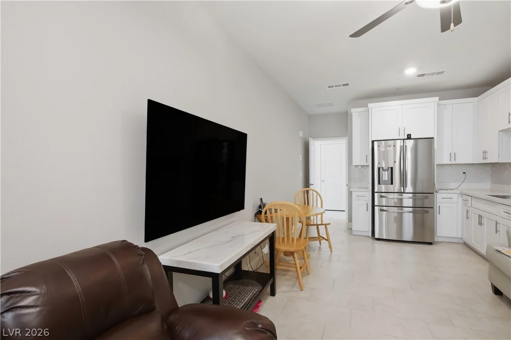1144 Green Lovebird, Henderson, NV 89011