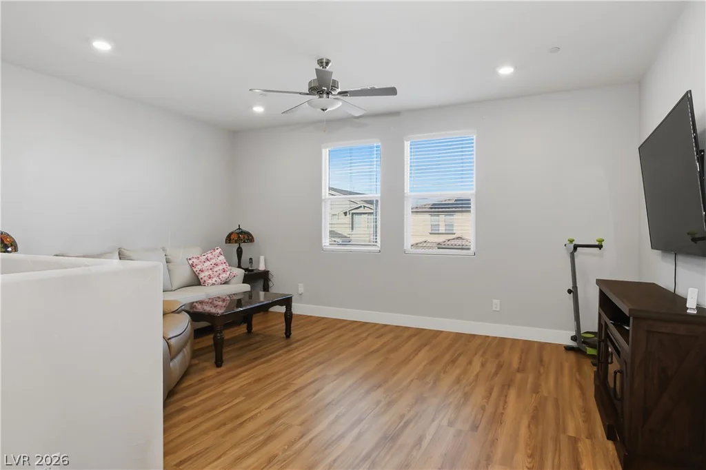 1144 Green Lovebird, Henderson, NV 89011