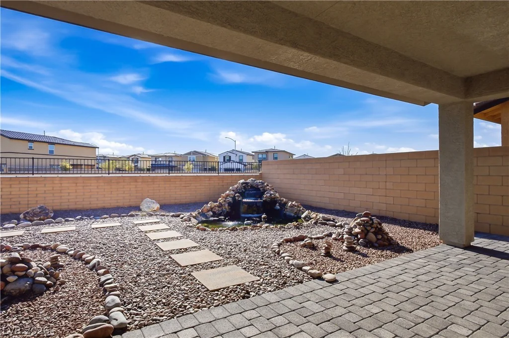1144 Green Lovebird, Henderson, NV 89011
