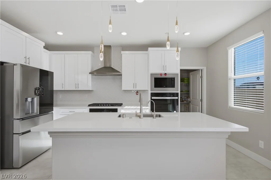 1144 Green Lovebird, Henderson, NV 89011