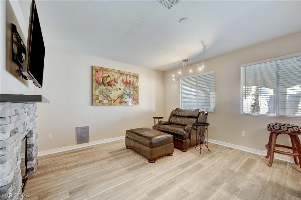10012 Long Cattle, Las Vegas, NV 89117