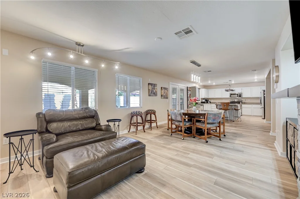 10012 Long Cattle, Las Vegas, NV 89117