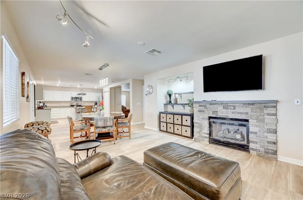 10012 Long Cattle, Las Vegas, NV 89117
