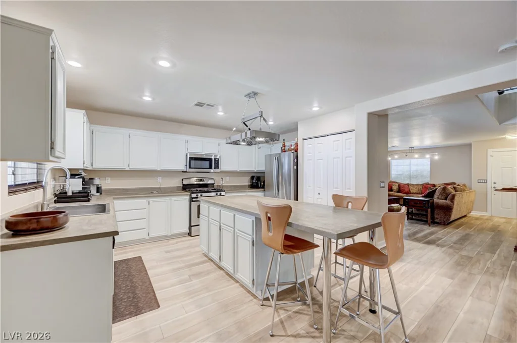 10012 Long Cattle, Las Vegas, NV 89117