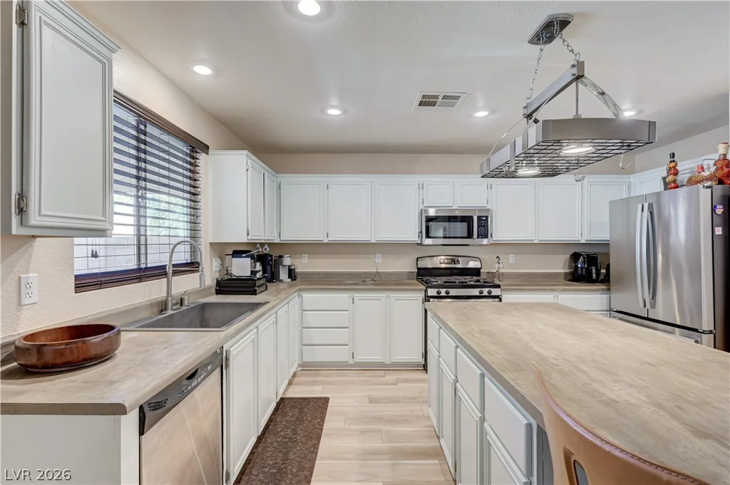 10012 Long Cattle, Las Vegas, NV 89117