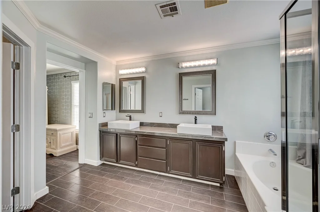 10012 Long Cattle, Las Vegas, NV 89117