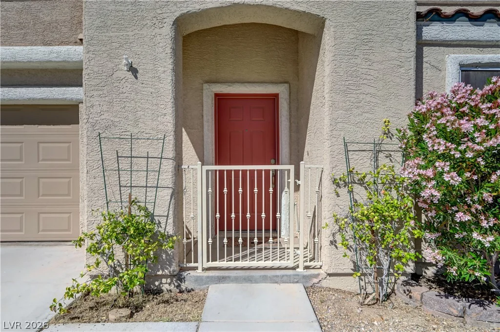 10012 Long Cattle, Las Vegas, NV 89117