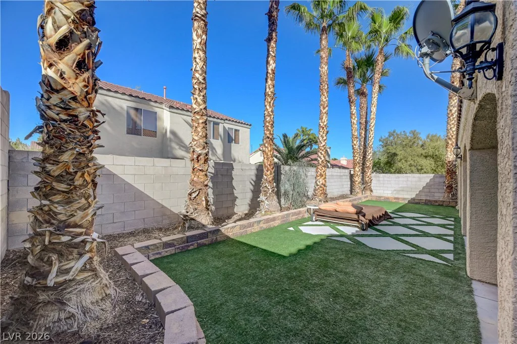 10012 Long Cattle, Las Vegas, NV 89117