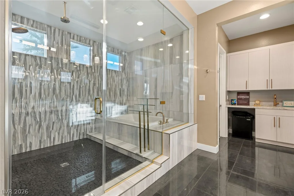 8767 Tenaya, Las Vegas, NV 89113