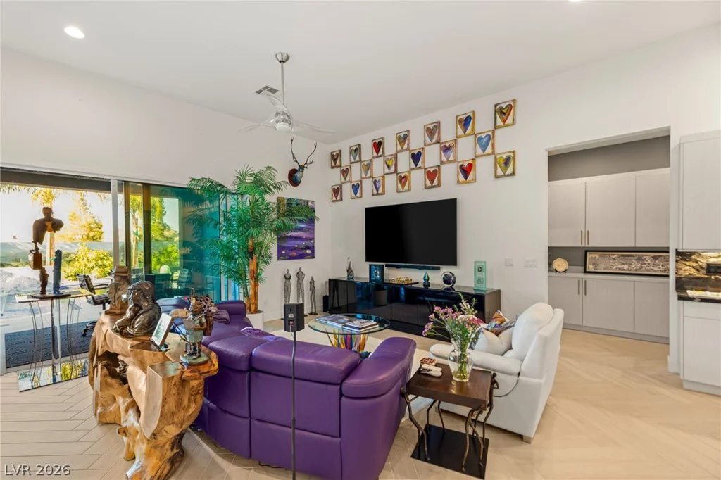 8767 Tenaya, Las Vegas, NV 89113
