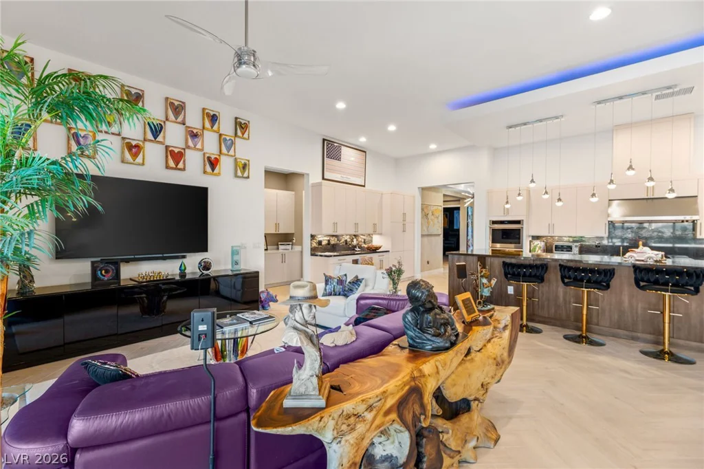 8767 Tenaya, Las Vegas, NV 89113
