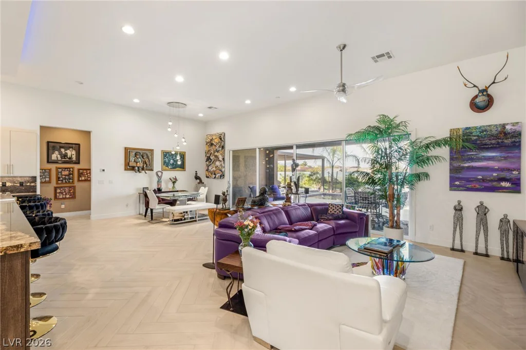 8767 Tenaya, Las Vegas, NV 89113