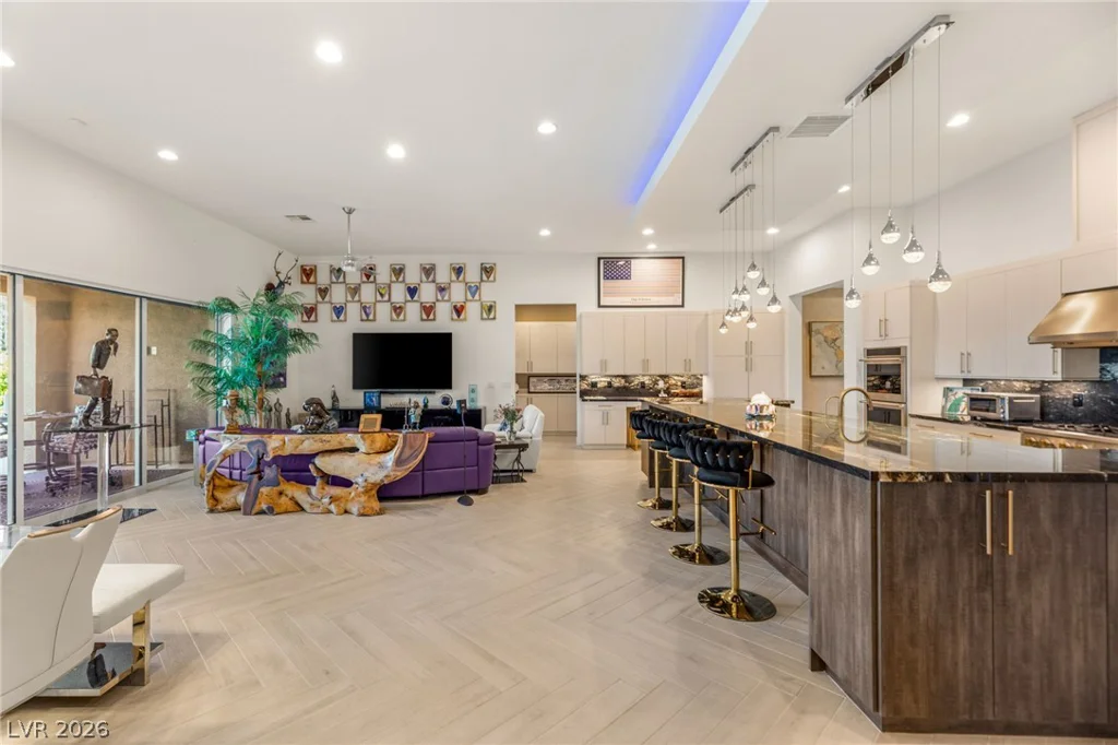 8767 Tenaya, Las Vegas, NV 89113