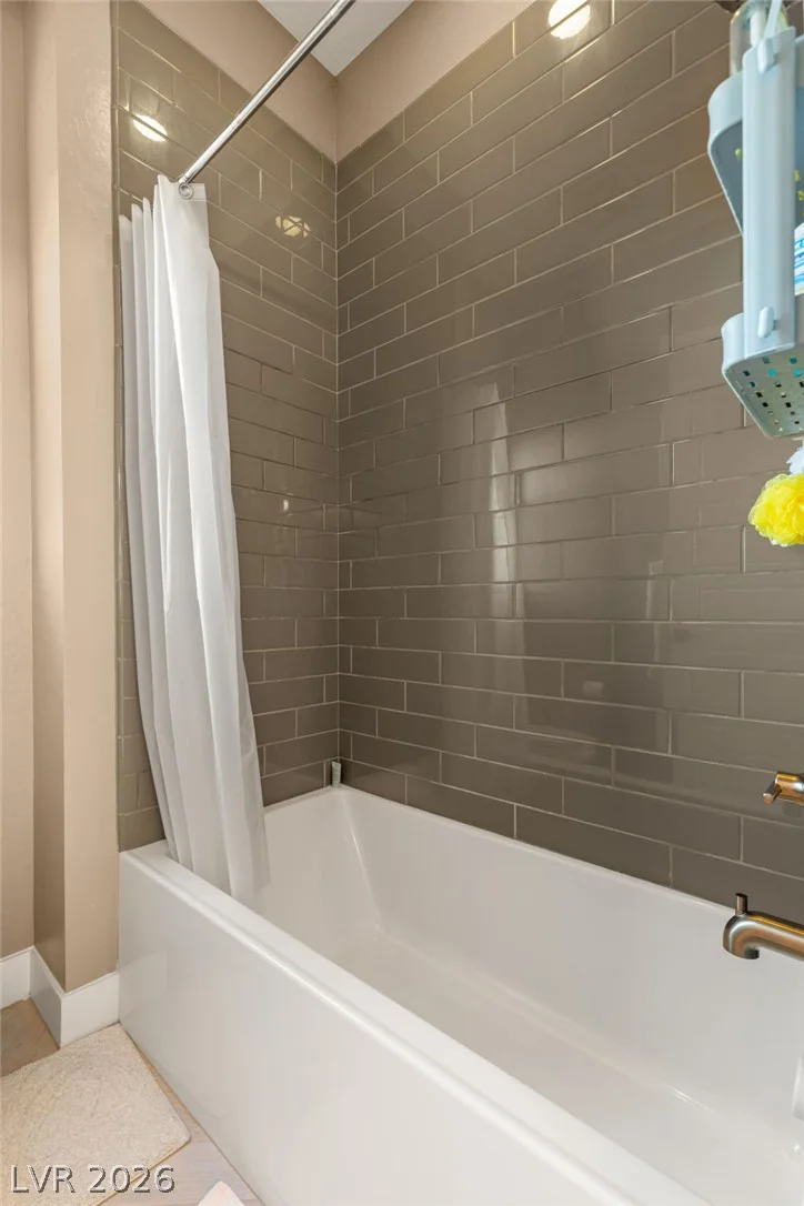 8767 Tenaya, Las Vegas, NV 89113