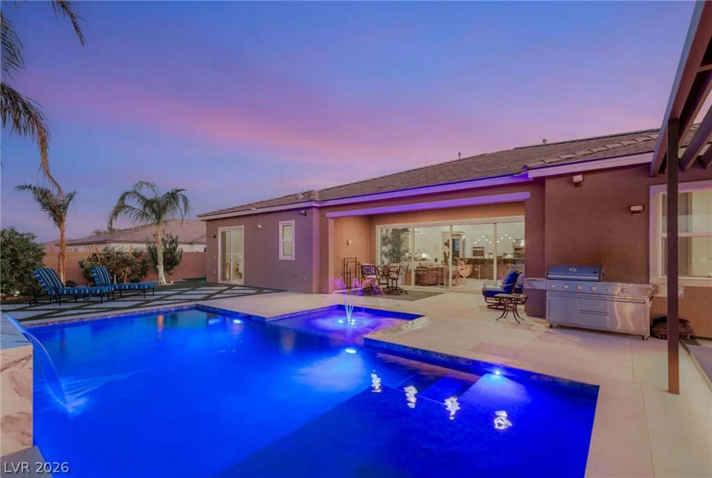 8767 Tenaya, Las Vegas, NV 89113