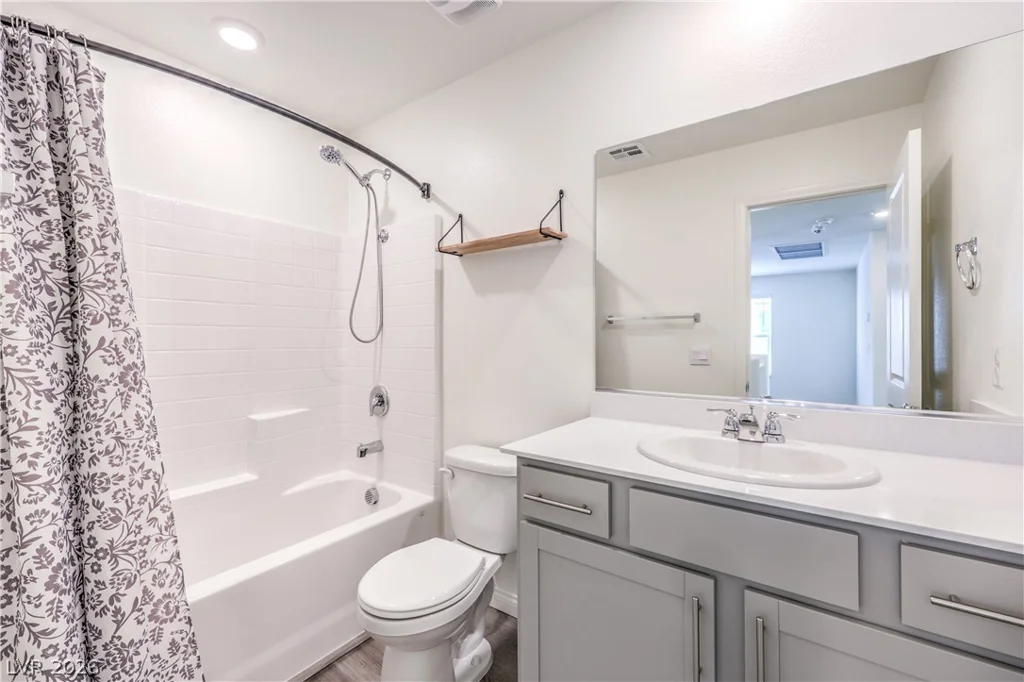 5630 Serene Rock, North Las Vegas, NV 89081