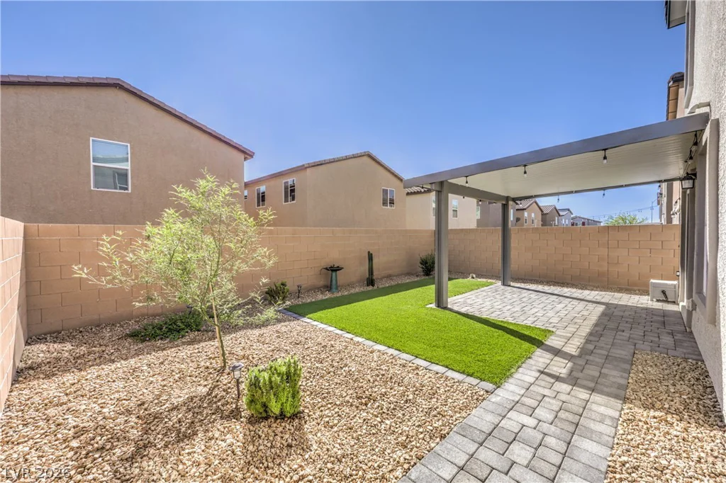 5630 Serene Rock, North Las Vegas, NV 89081