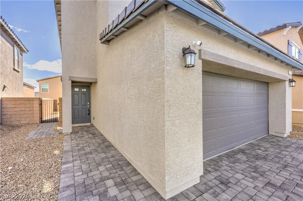5630 Serene Rock, North Las Vegas, NV 89081