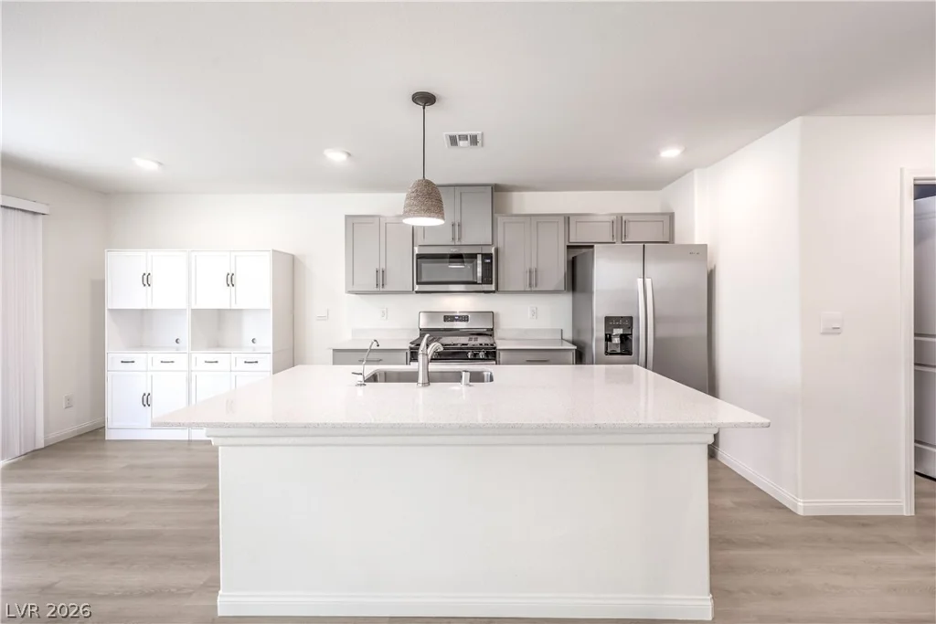 5630 Serene Rock, North Las Vegas, NV 89081