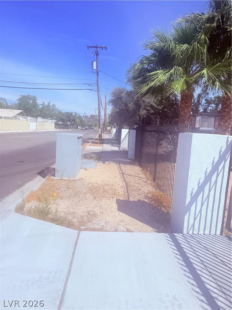 1629 Westwood, Las Vegas, NV 89102