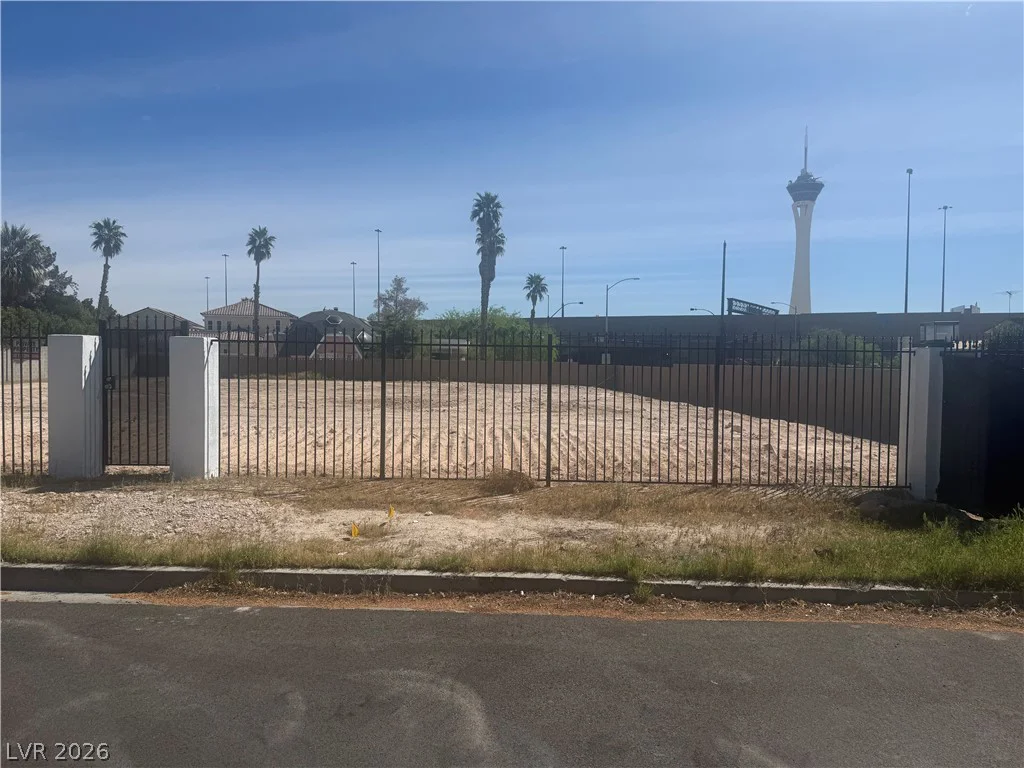 1629 Westwood, Las Vegas, NV 89102