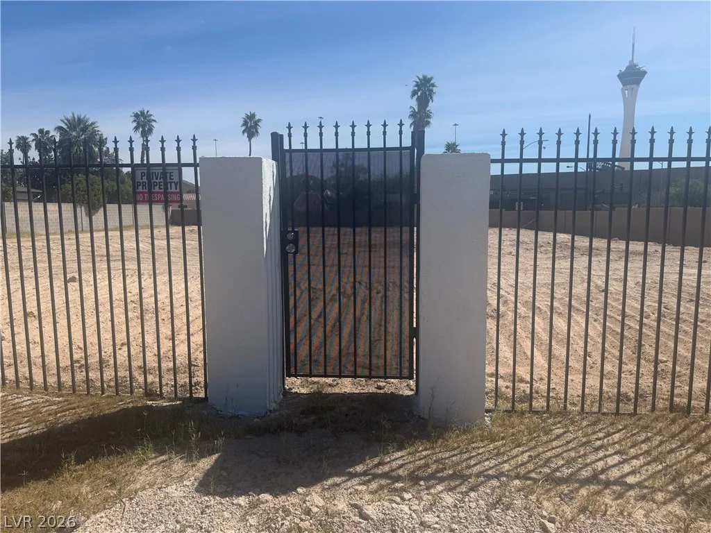1629 Westwood, Las Vegas, NV 89102