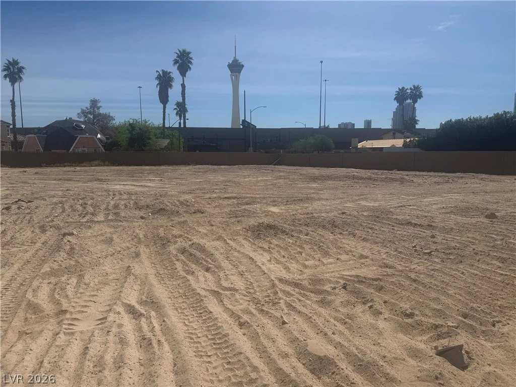 1629 Westwood, Las Vegas, NV 89102