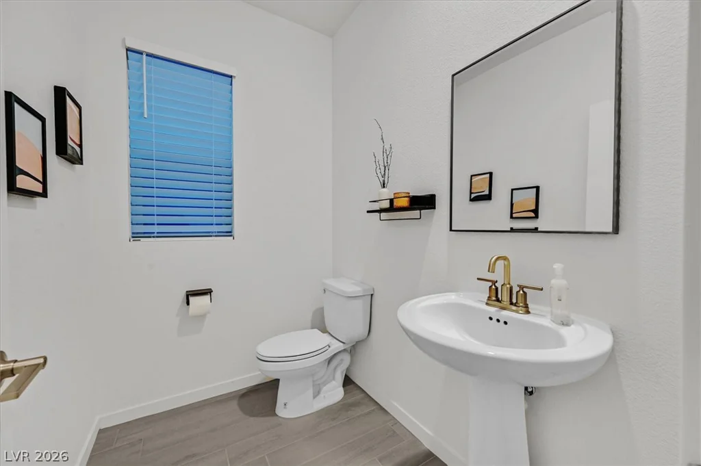 11636 Desert Hollow, Las Vegas, NV 89138