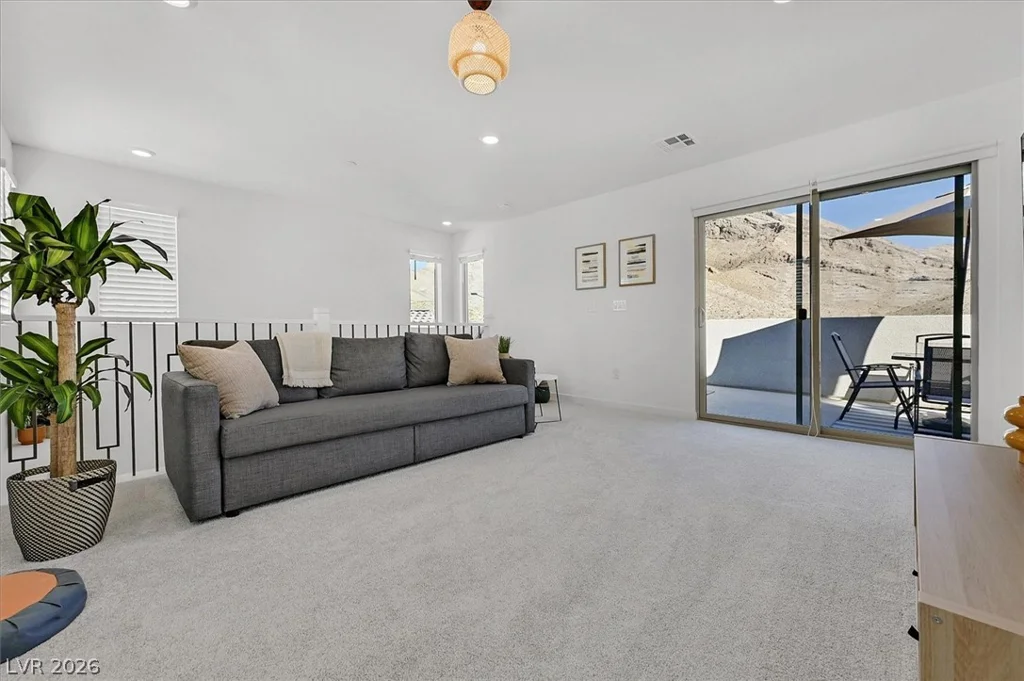 11636 Desert Hollow, Las Vegas, NV 89138