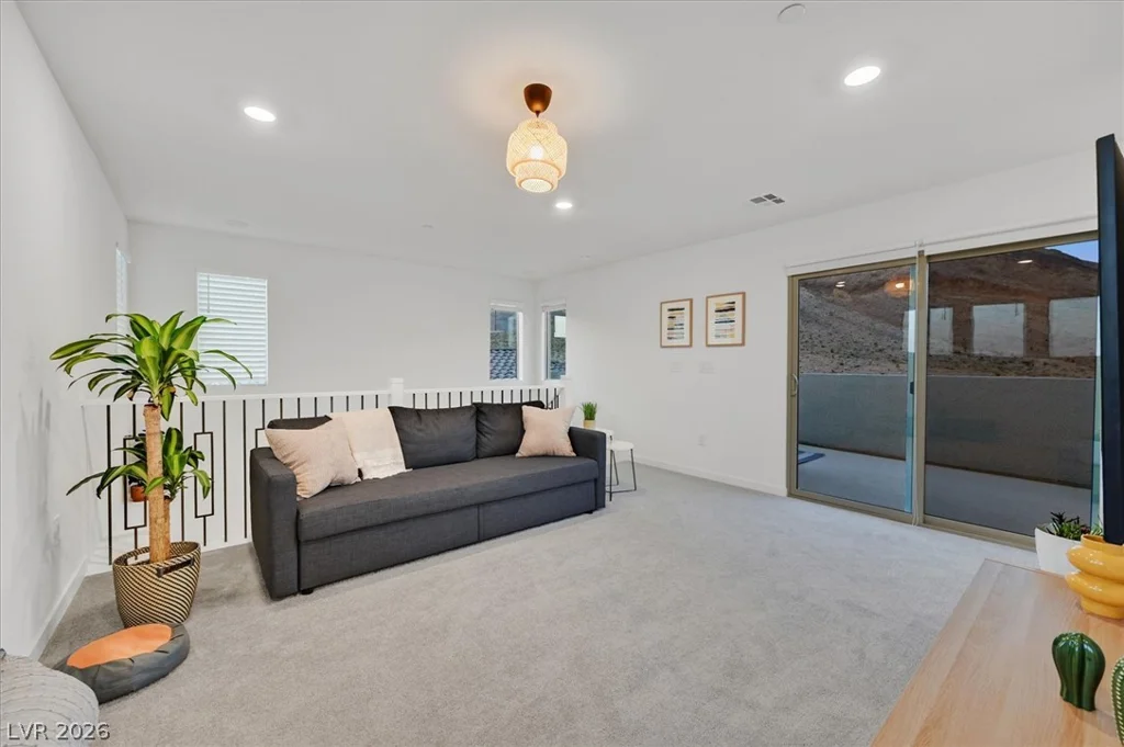 11636 Desert Hollow, Las Vegas, NV 89138
