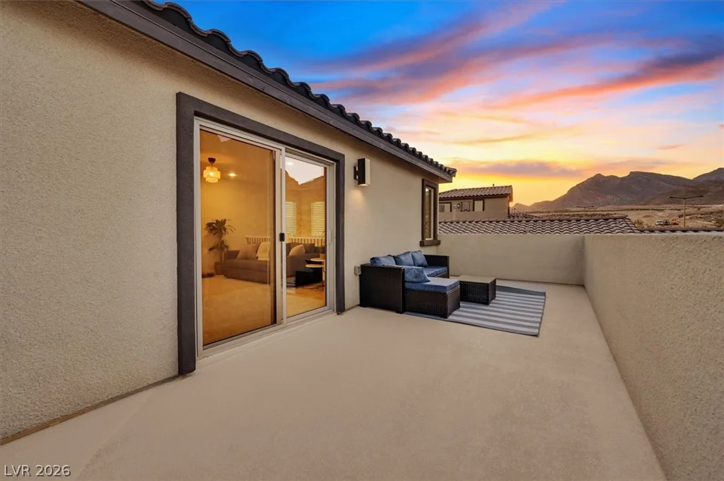 11636 Desert Hollow, Las Vegas, NV 89138