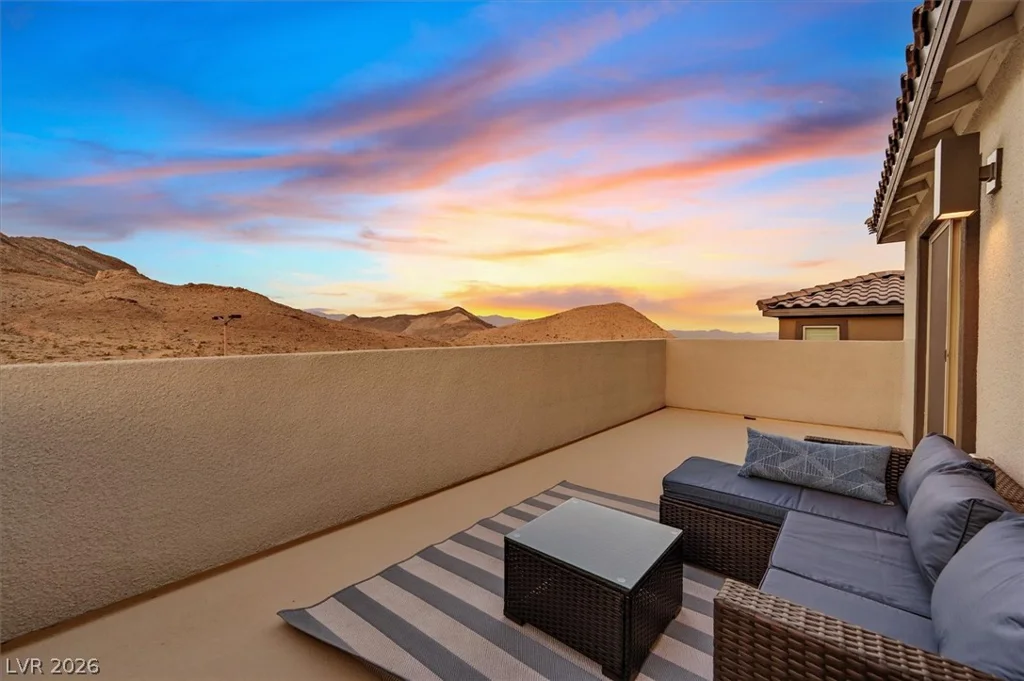 11636 Desert Hollow, Las Vegas, NV 89138