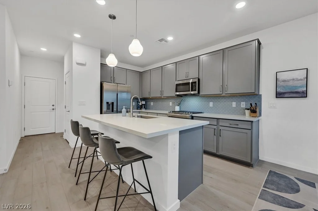 11636 Desert Hollow, Las Vegas, NV 89138