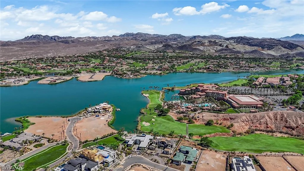 16 Canyon Shores, Henderson, NV 89011