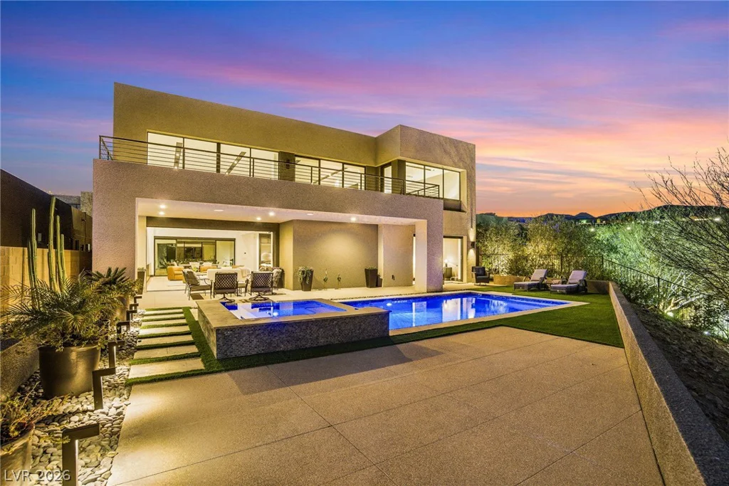 16 Canyon Shores, Henderson, NV 89011