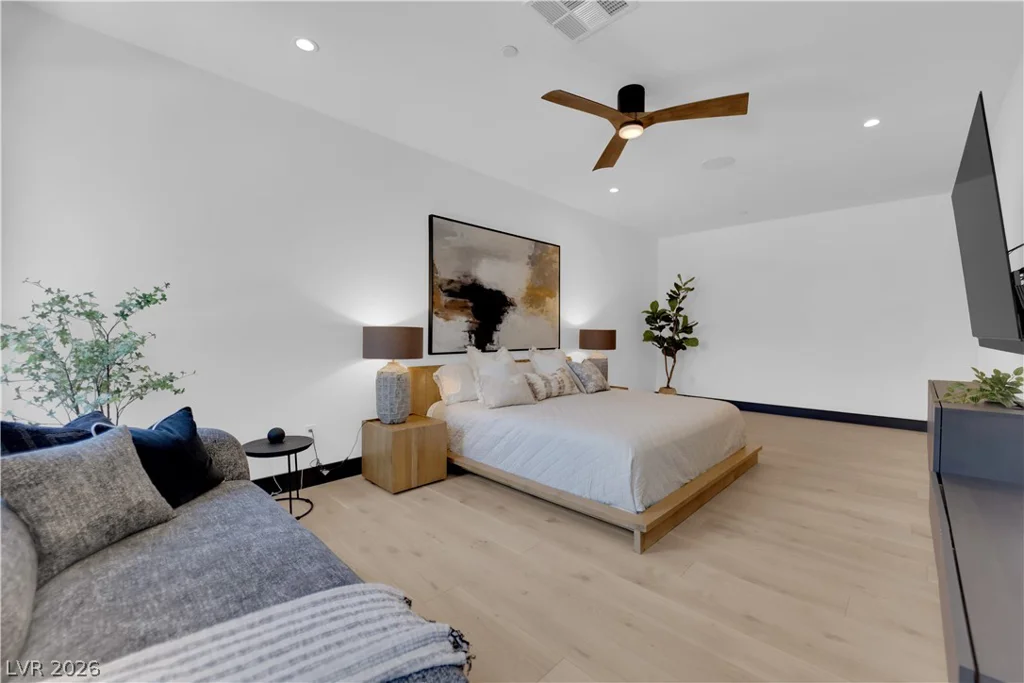 16 Canyon Shores, Henderson, NV 89011