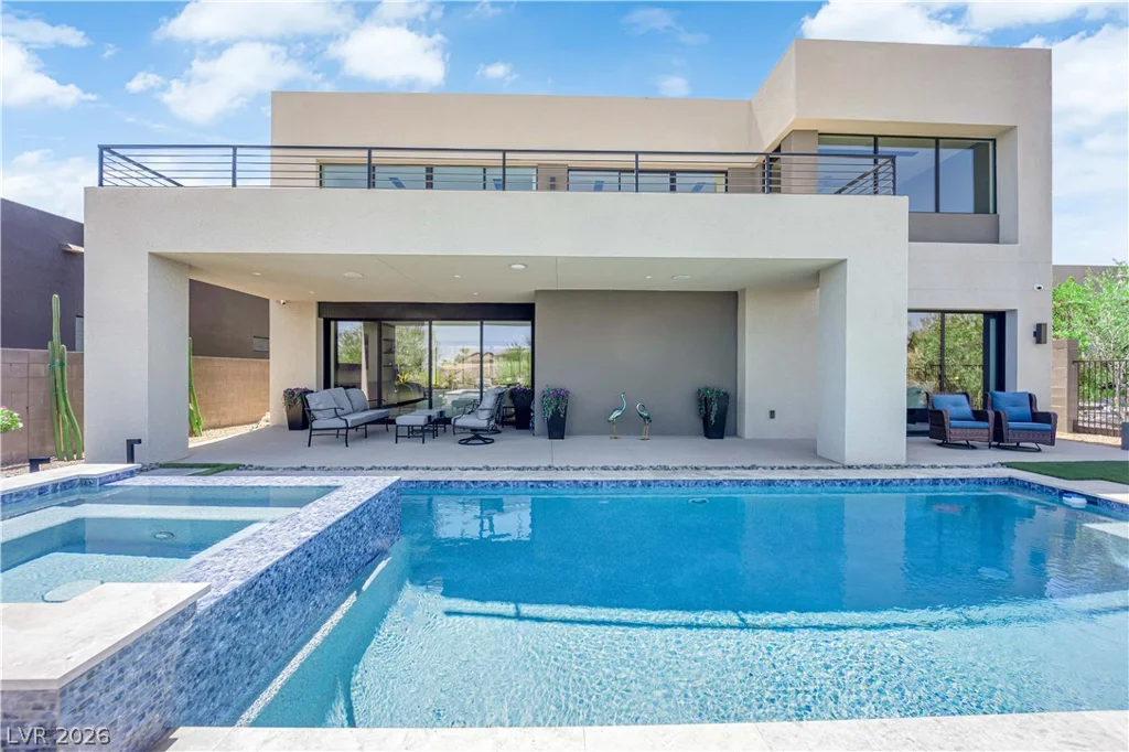 16 Canyon Shores, Henderson, NV 89011
