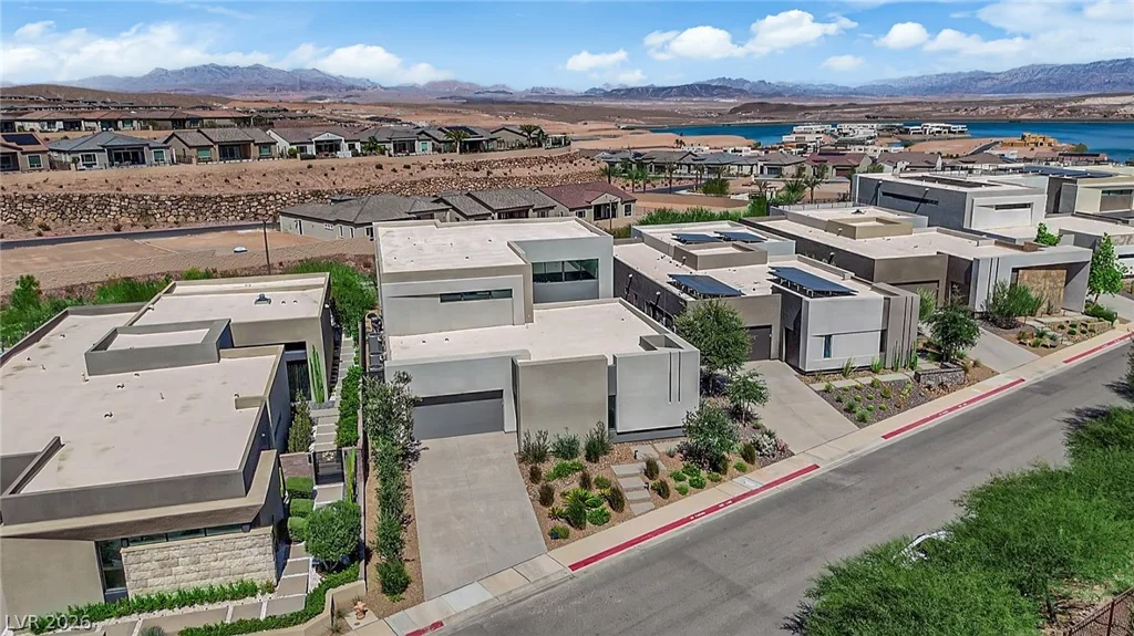 16 Canyon Shores, Henderson, NV 89011