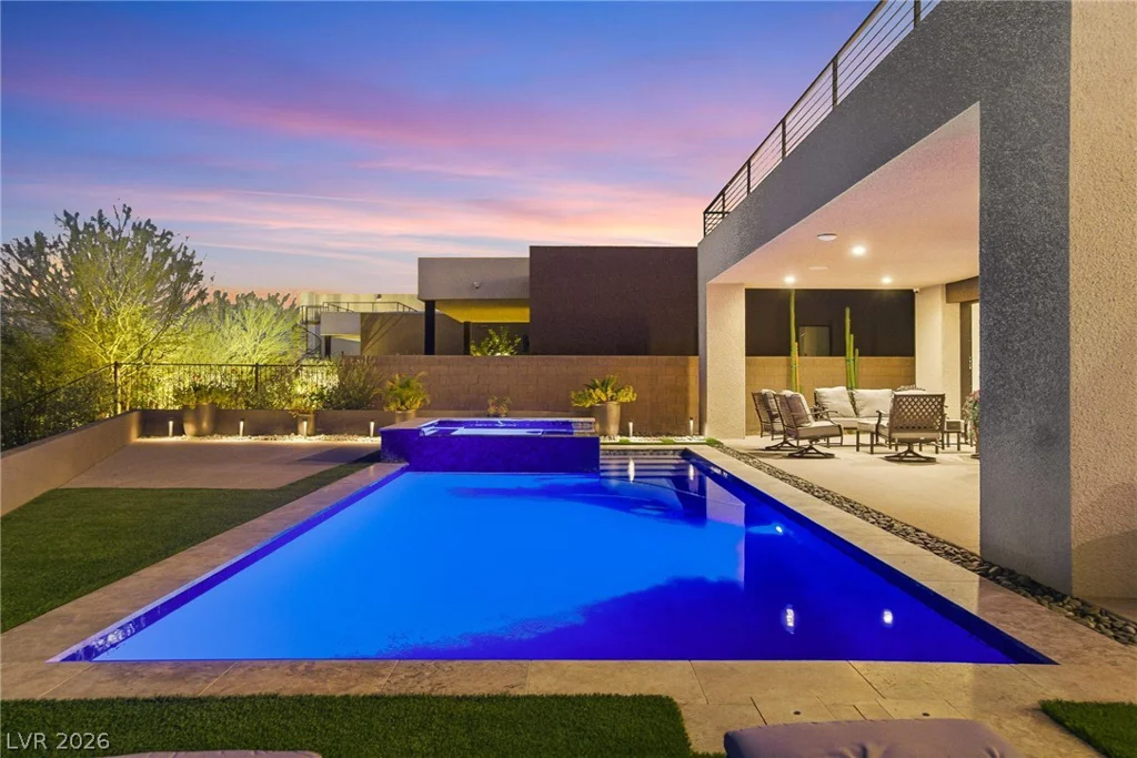 16 Canyon Shores, Henderson, NV 89011