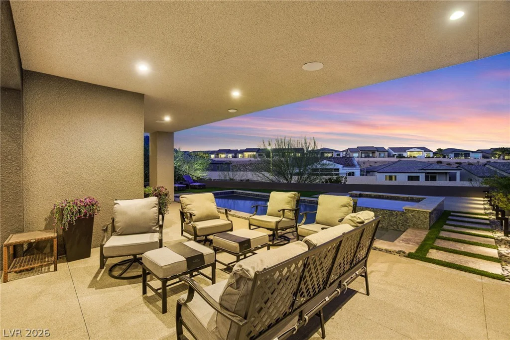 16 Canyon Shores, Henderson, NV 89011