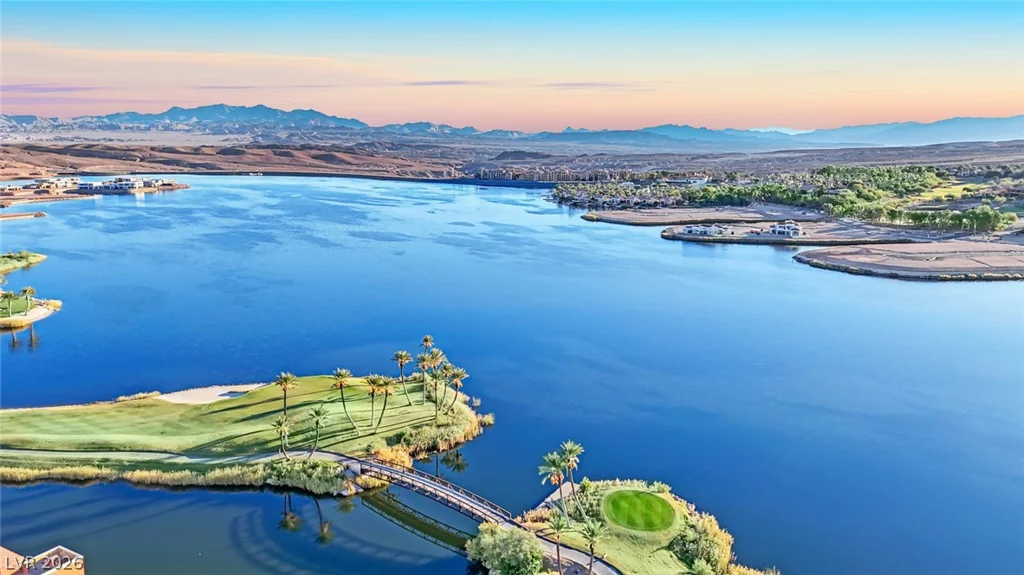 16 Canyon Shores, Henderson, NV 89011