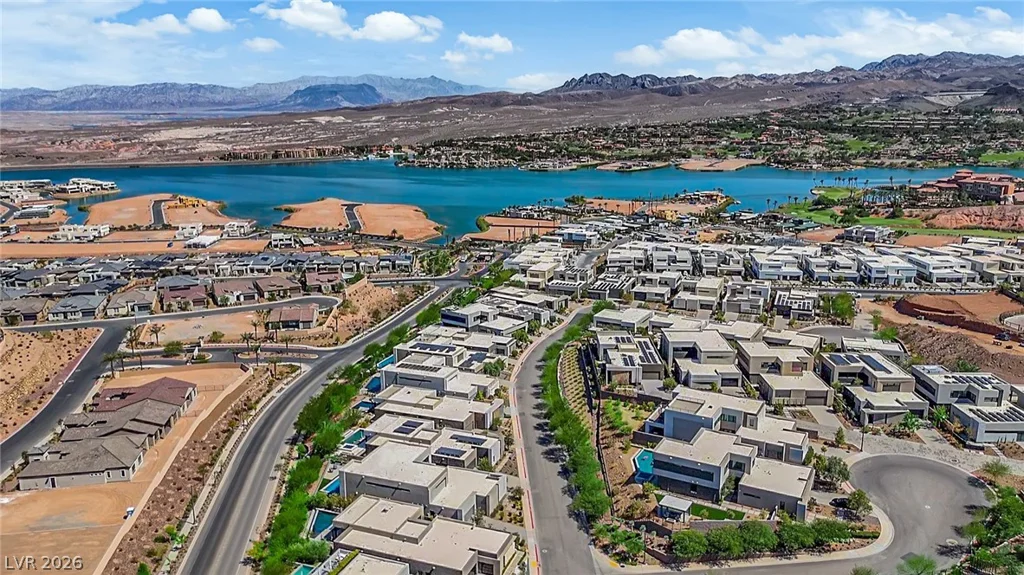 16 Canyon Shores, Henderson, NV 89011
