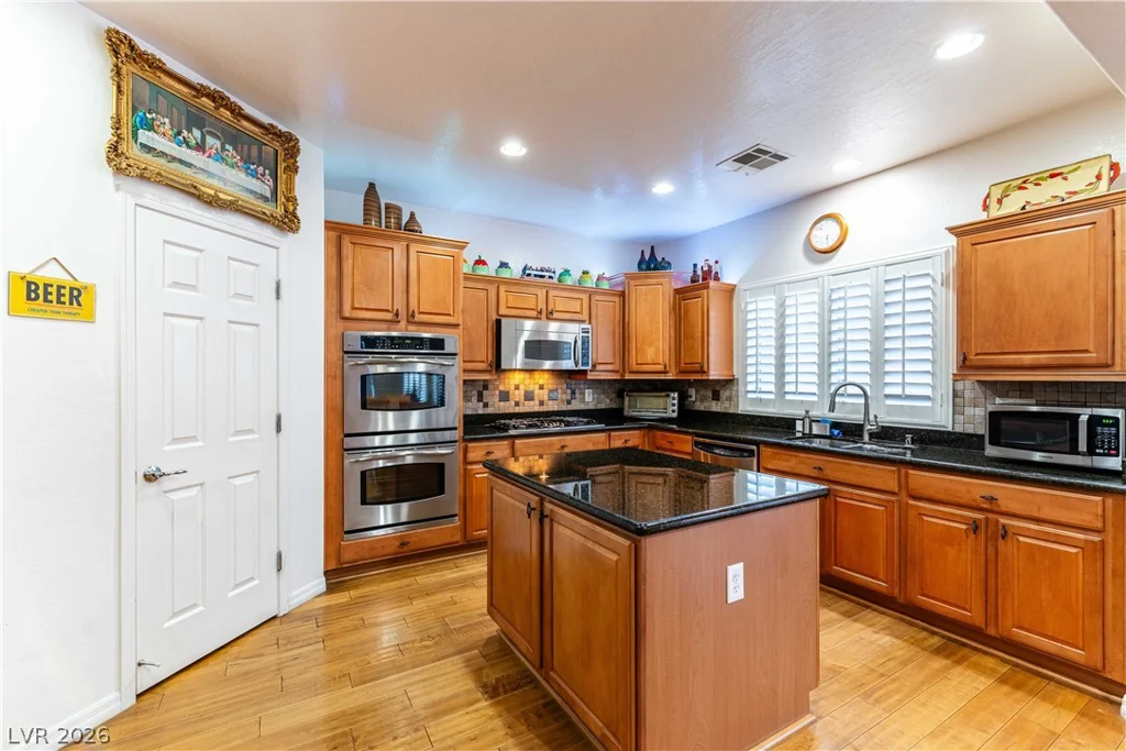 93 Blaven, Henderson, NV 89002