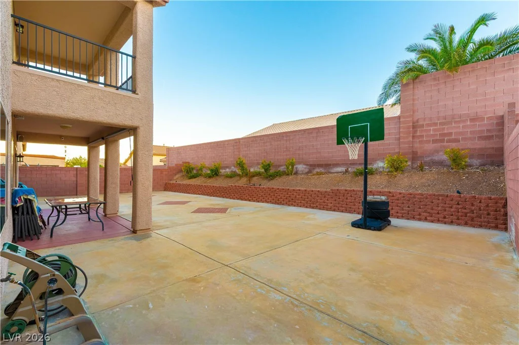 93 Blaven, Henderson, NV 89002