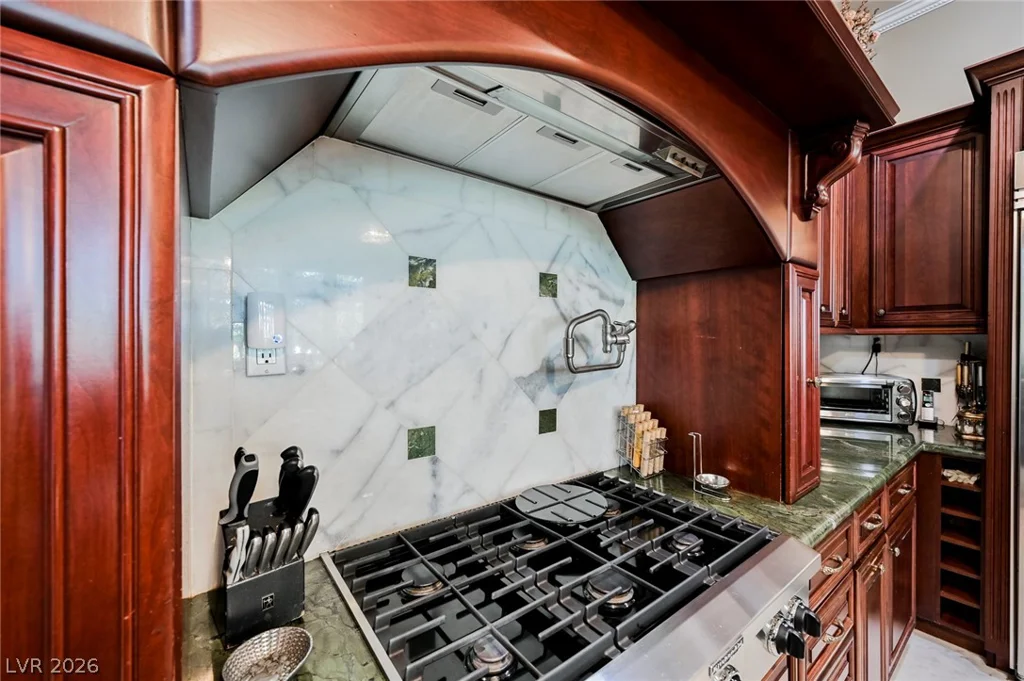 3495 Pama, Las Vegas, NV 89120