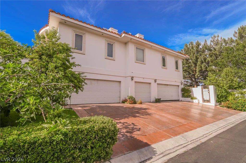 3495 Pama, Las Vegas, NV 89120